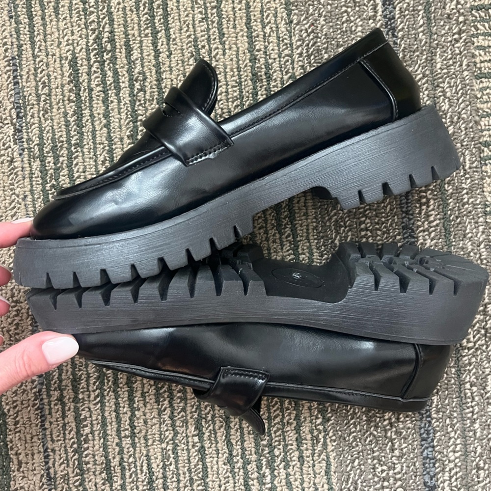 Chunky Black Faux Leather Loafers- 8 - Picture 3 of 8